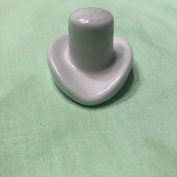 Nashville Tennessee Cowboy Hat Thimble Trinket - Picture 6 of 8